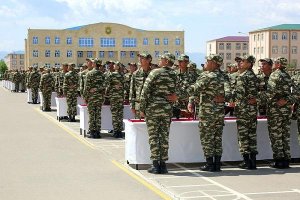 30 yaşı keçənlərə hərbi xidmətlə bağlı niyə mesaj göndərilir?