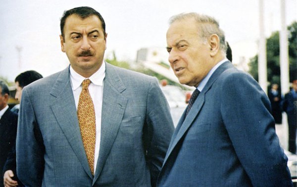 “Heydər Əliyevin qurduğu dövlət hədəflərə doğru inamla irəliləyir”
