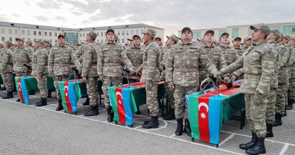 Xarici ölkə vətəndaşlığını qəbul edənlər əsgərliyə çağırılır?