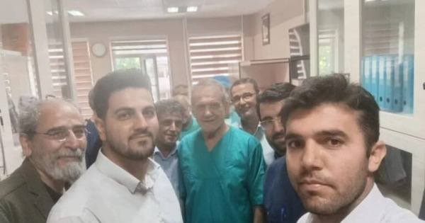 Pezeşkian Təbrizdə ürək əməliyyatı etdi