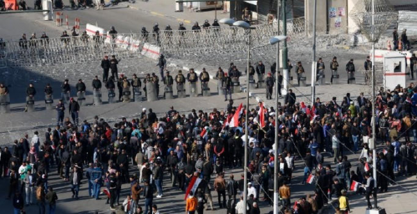 İranda minlərlə insan küçəyə çıxdı-FOTO