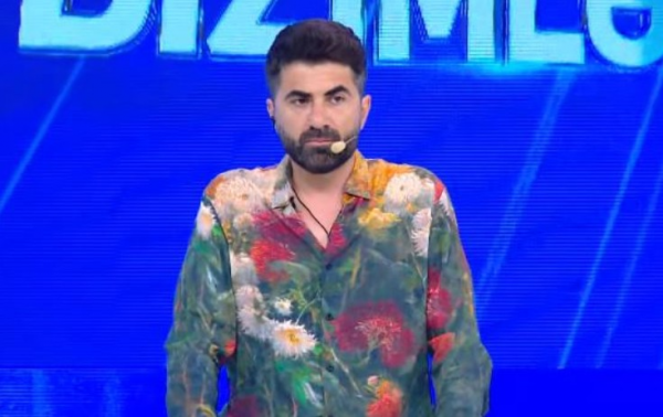 "Anam niyə ailəmə müdaxilə etməsin?"
