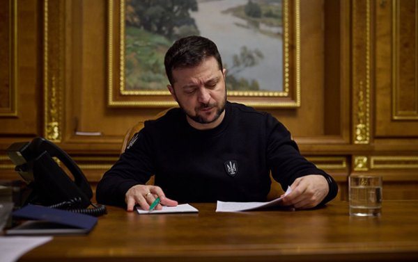 “Buna maliyyəmiz çatmır” - Zelenski