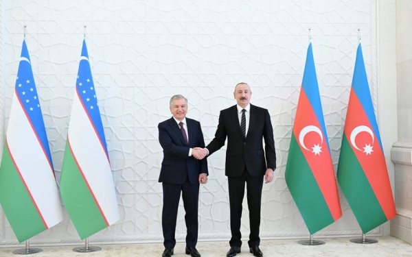 Azərbaycan və Özbəkistan Prezidentləri mətbuata bəyanatlarla çıxış edib