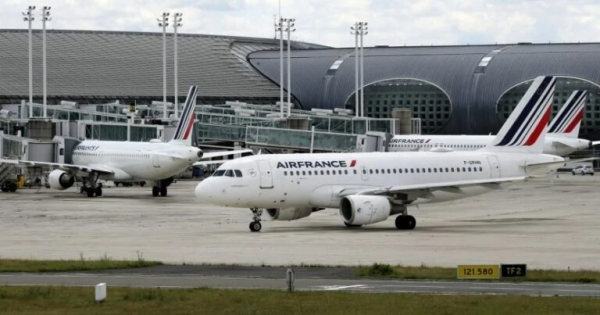 Bu ölkənin yüzlərlə aviareysi LƏĞV EDİLDİ