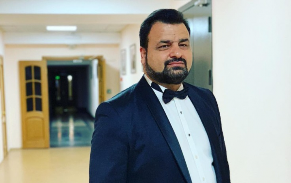 "Həyat naviqatoru xarab olanlar müğənnilik edir"