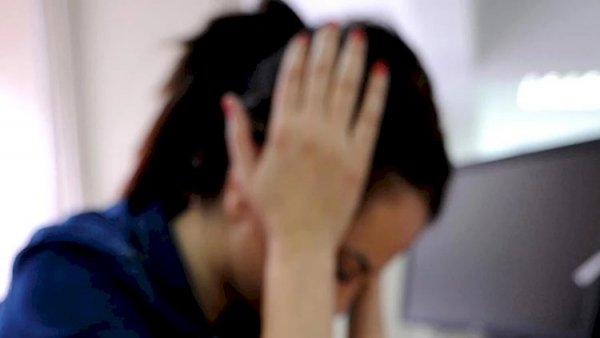 “Dəlilik xəstəliyi kimi tanınır” – Bu narahatlıq sizdə varsa, təcili həkimə gedin!