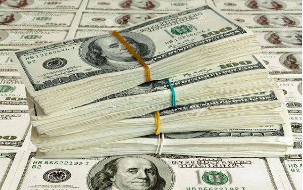 Rusiyada dollar bir gecədə bahalaşdı