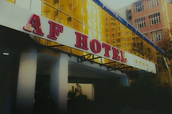 Bakıda HOTELDƏ DƏHŞƏT: sevişdiyi qadını 6-cı mərtəbədən atdı - CİNAYƏT İŞİ