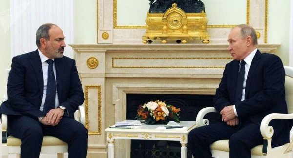 Paşinyan Putinlə danışdı: Vaşinqton görüşü...