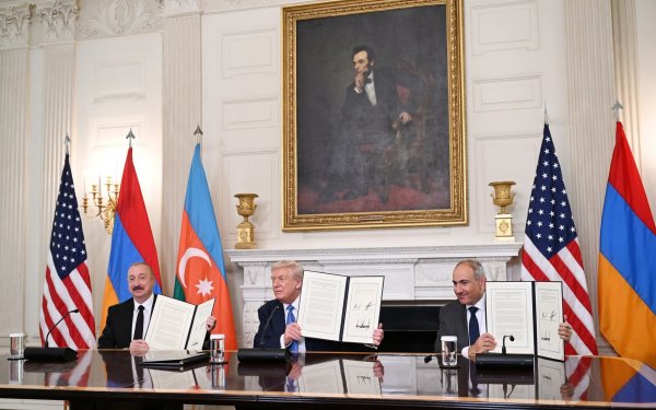 Prezident İlham Əliyevin Vaşinqton səfəri Azərbaycanın  mövqeyini gücləndirdi