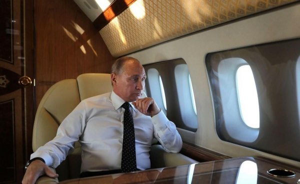 Putin artıq Alyaskadadır