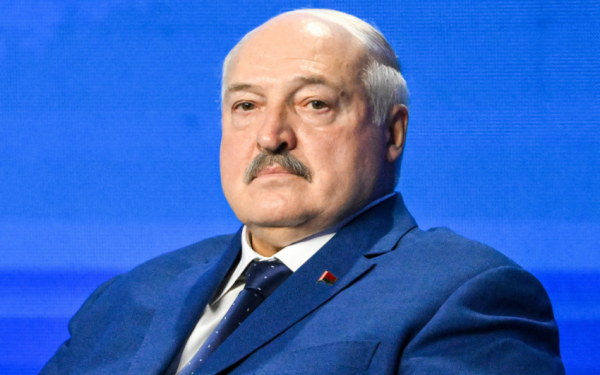 Lukaşenko: Bu, İran və Belarusa qarşı terrorizmdir