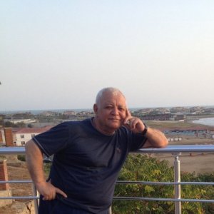Yazıram, sonra dəqiqəbaşı zəng etməyin...