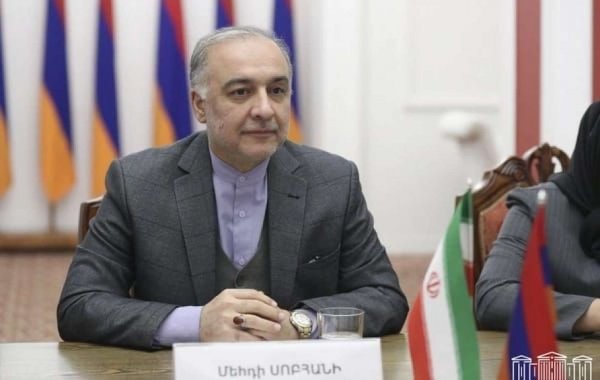 İran səfiri yenə SƏRSƏMLƏDİ
