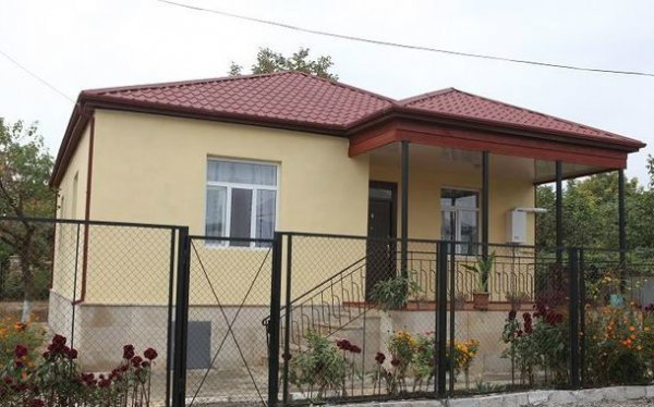 Zərərçəkənlərə yeni evlər TİKİLƏCƏK