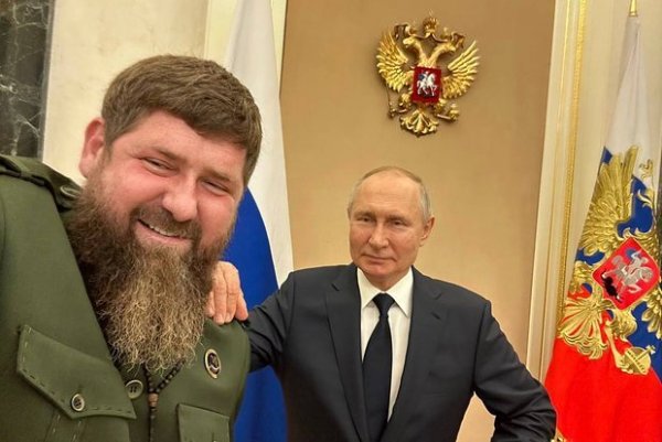 Putindən Kadırova QADAĞA