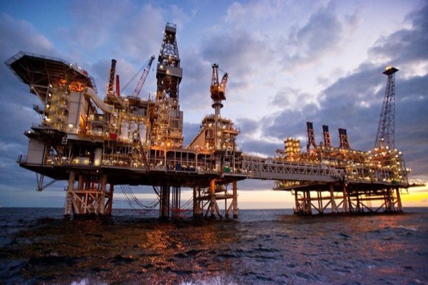 Azərbaycan neftinin qiyməti 70 dolları ötüb
