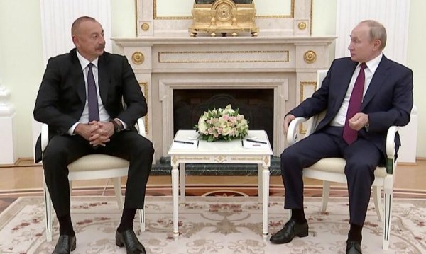 Əliyev və Putin kəskin problemləri müzakirə etdi - Peskov