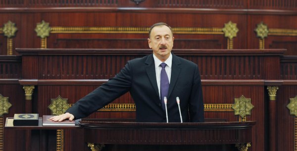 22 illik şərəfli Prezident ÖMRÜ