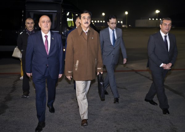 Pakistan Senatının sədri Azərbaycandadır