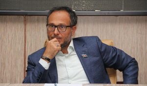 MSK toplanır: Bu deputatın mandatına xitam verilir!