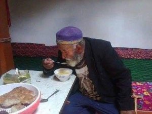 Sahibsiz atanın ürək dağlayan SÖZLƏRİ