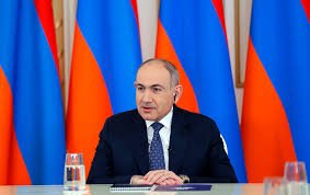 Nikol məxfiliyi açır: Aprel savaşında Sərkisyan Putinə nə yazıb?