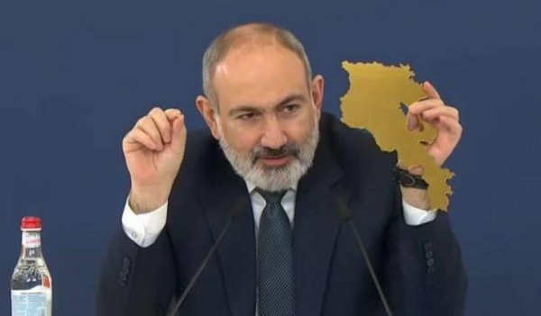 Paşinyan: Ermənistanı “Qarabağ tələsi”nə bu iki agent salmışdı