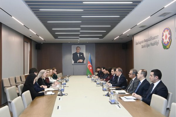 İşçi Qrup fəaliyyətə başladı-SÜLHƏ DAVAM