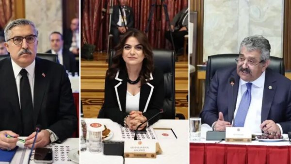 Bir qrup türkiyəli deputat PKK lideri Abdullah Öcalanla görüşüb