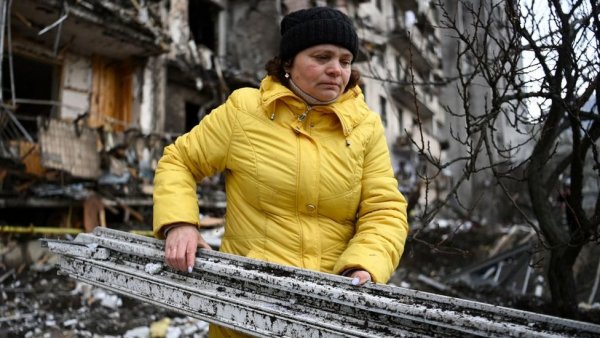 Ruslar Donetskdə İRƏLİLƏYİR-5 KƏNDİ...