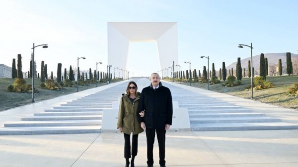 Prezident və xanımı XANKƏNDİDƏ AÇILIŞDA