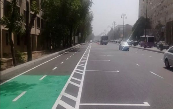 Xətai prospektindəki parklanma yeri çaşqınlıq yaratdı