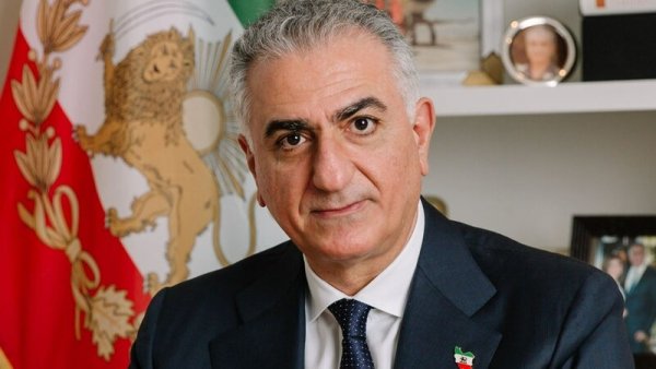 Tramp Rza Pəhləvinin İranda dəstəyinə şübhə edir