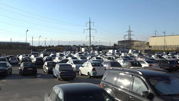 Cərimə meydançasında maşını olan sürücülərə XƏBƏRDARLIQ