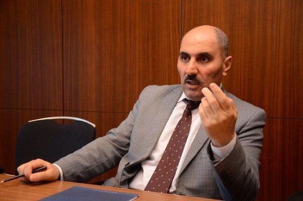 "Barlara gedənlərin çoxu rus bölməsində oxuyan qızlardır"