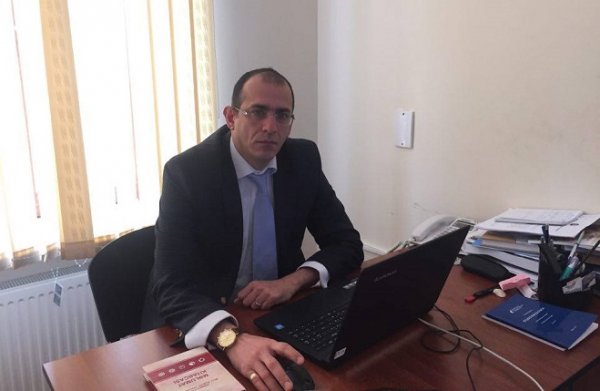 Alman düşərgəsində mahnıları vala yazılan 2 azərbaycanlı