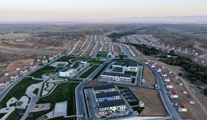 Köç karvanı Horovlu kəndinə çatdı