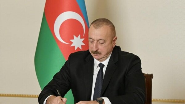 Dövlət Vergi Xidmətinin əməkdaşlarına ali xüsusi rütbələr verildi