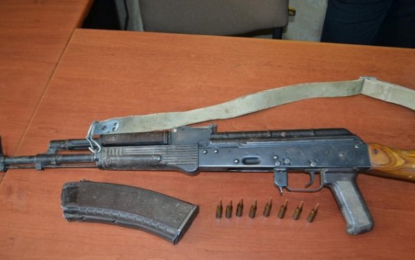 Polis silah-sursat aşkarladı