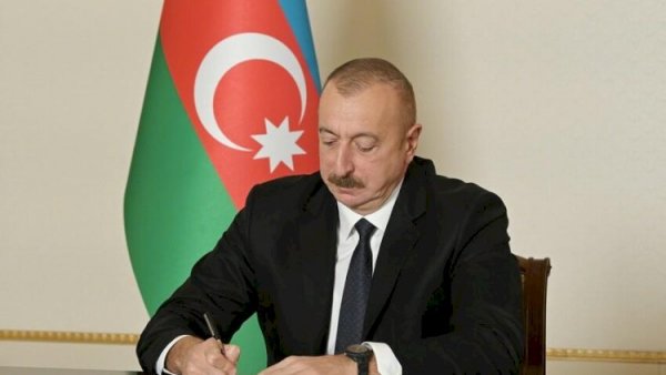 Sosial şəbəkələrə giriş üçün yaş məhdudiyyəti tətbiq ediləcək