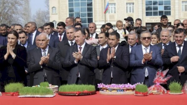Şərur icra hakimiyyətində xonça qalmaqalı.