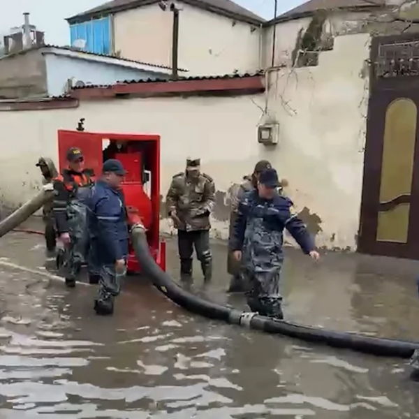 Paytaxt ərazisində suçəkmə işləri davam etdirilir