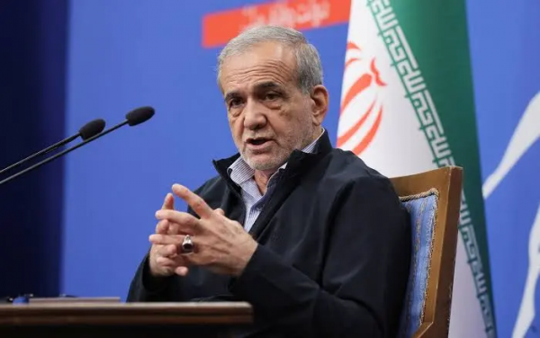 Pezeşkian  İran üçün həyatını verməyə hazır olduğunu deyib