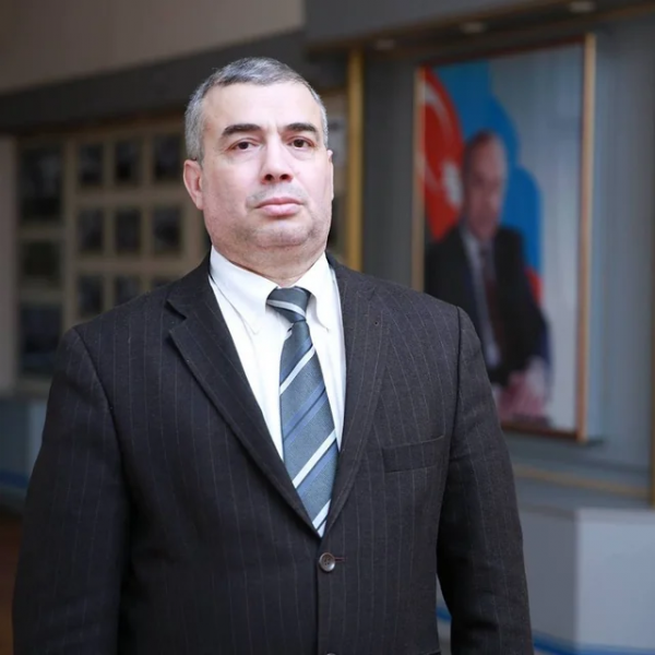Keçmiş mətbuat katibi qəfil vəfat etdi