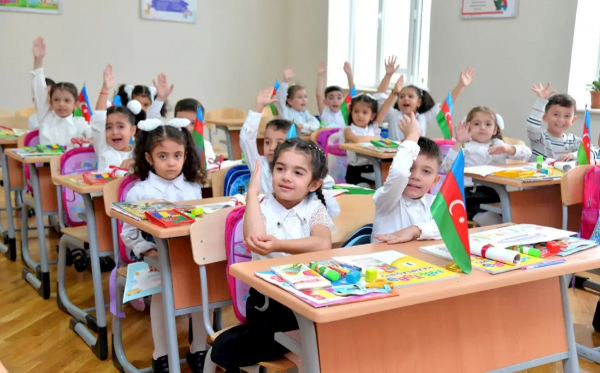 Dövlət məktəblərində yeni qaydalar təsdiqləndi