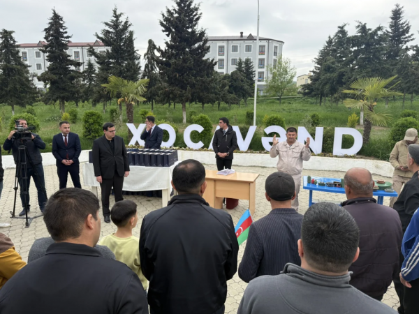 Xocavənd şəhərinə çatan növbəti 39 ailəyə mənzillərin açarları təqdim edilib