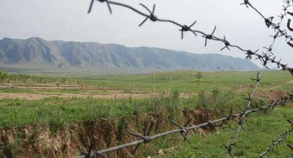 Ermənistanda anbarlar boşaldılır: Silahlar hərbi hissələrə aparıldı