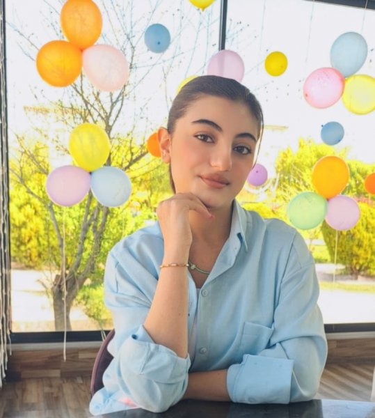 İnformasiya bolluğunda həqiqətin taleyi